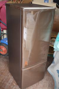 Panasonic 冷凍冷蔵庫 168L NR-B174W-T形 ブラウン色　2012年